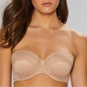 WACOAL - b.enticing Strapless Lace Bra